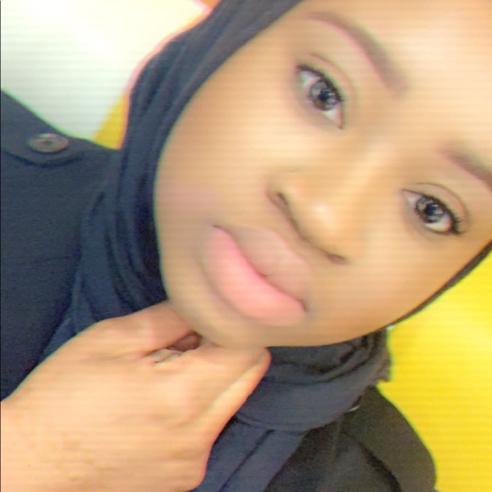 Meet your Posher, Hudeiya